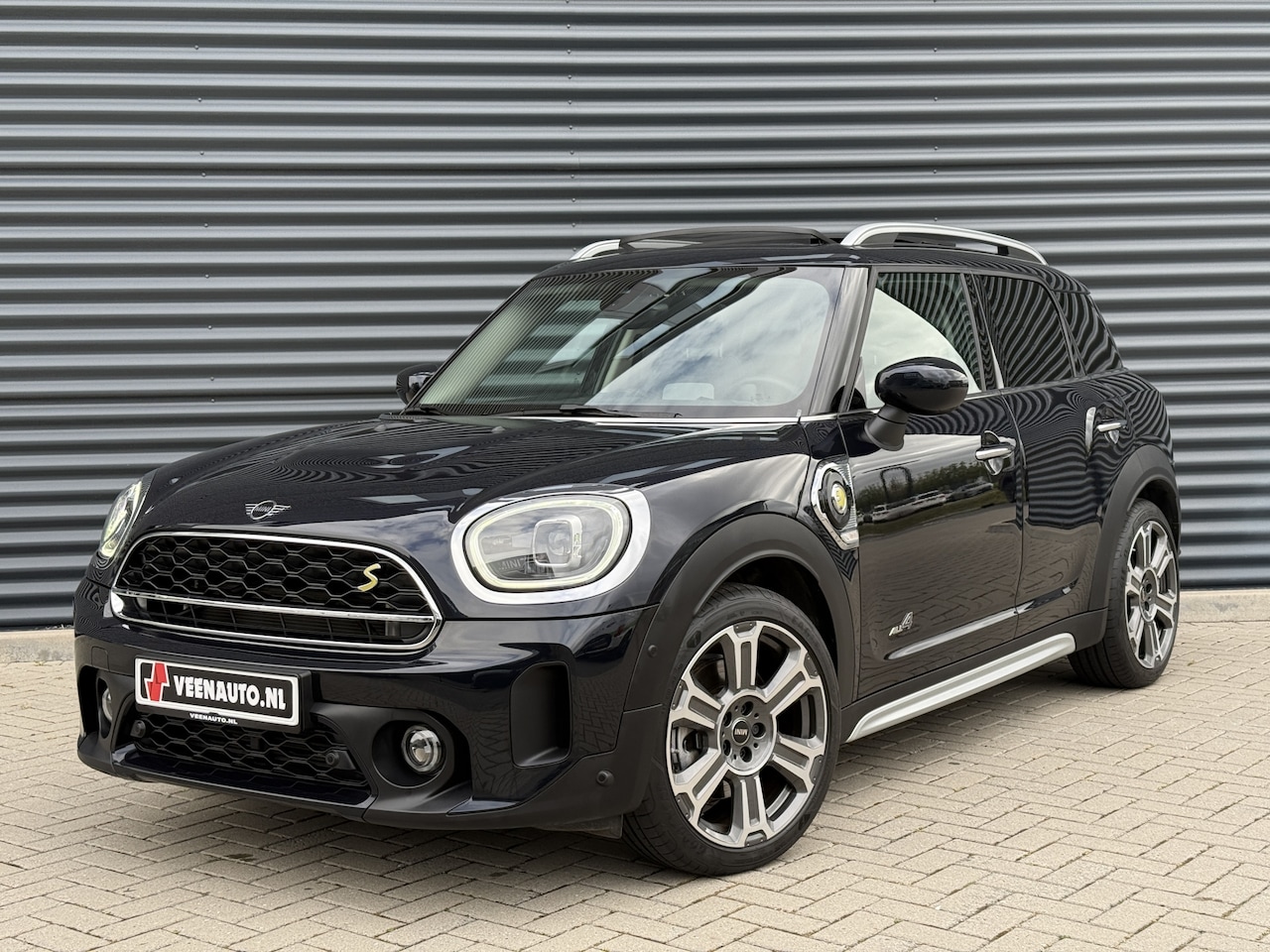MINI Countryman - 2.0 Cooper SE ALL4 Pano/H&K/Leder/Camera - AutoWereld.nl