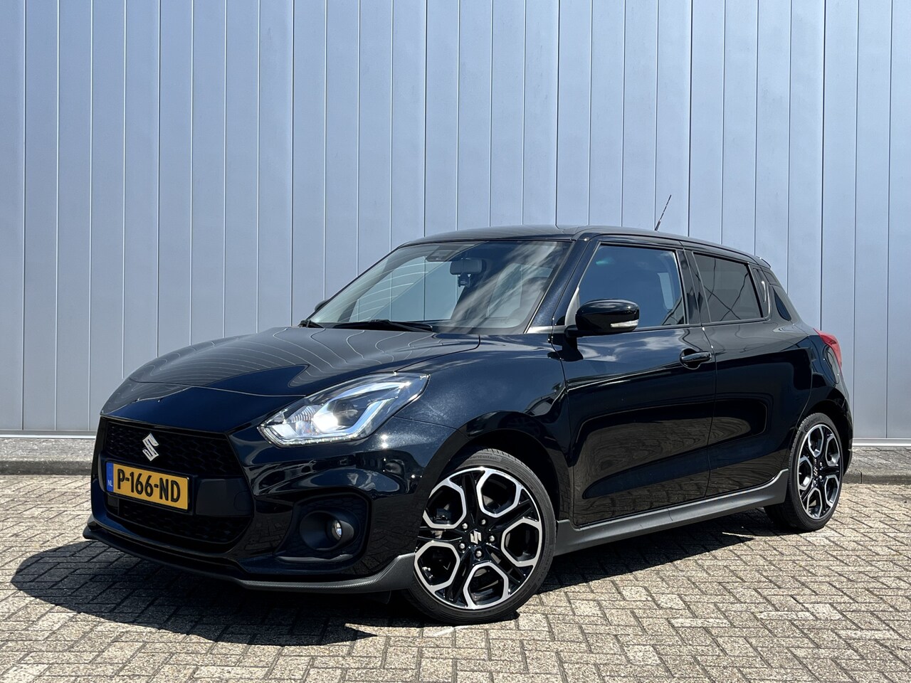 Suzuki Swift - 1.4 Sport Smart Hybrid NL Auto Dealer Onderhouden Carplay Clima Cruise - AutoWereld.nl