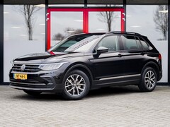 Volkswagen Tiguan - 1.5 TSI Elegance | Stoelverwarming | Stuurverwarming | Navigatie | Keyless | Adaptieve Cru