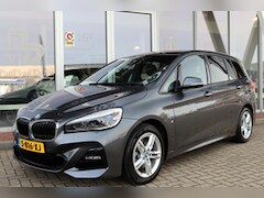 BMW 2-serie Gran Tourer - (f46) 218i 140PK AUTOMAAT M-SPORT 5 PERS. Navi | Led | Head Up | Half Leer | Stoelverwarmi