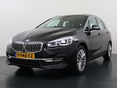 BMW 2-serie Active Tourer - 218i Panoramadak | Trekhaak | Camera | Leder