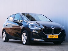 BMW 2-serie Active Tourer - 225e xDrive 245 Pk Automaat Navi / DAB / Camera / Apple Carplay