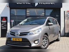 Toyota Verso - 1.8 VVT-i Aspiration Automaat | PanoDak | Trekhaak | All Seasons