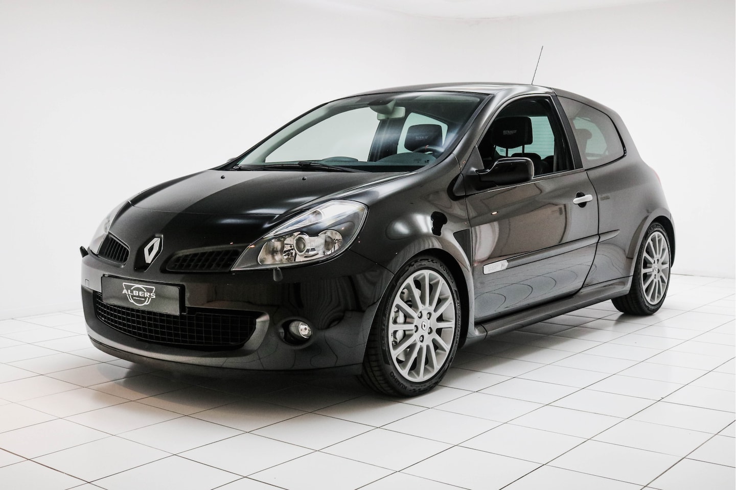 Renault Clio - 2.0-16V 3 RS 197 Dutch delivered - All original - Fresh service - 67.000 km - 2 owners / 1 - AutoWereld.nl
