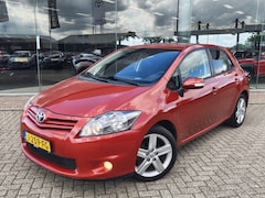 Toyota Auris - 1.6 Dynamic | Trekhaak | Airco | Spiegels El. Inklapbaar |