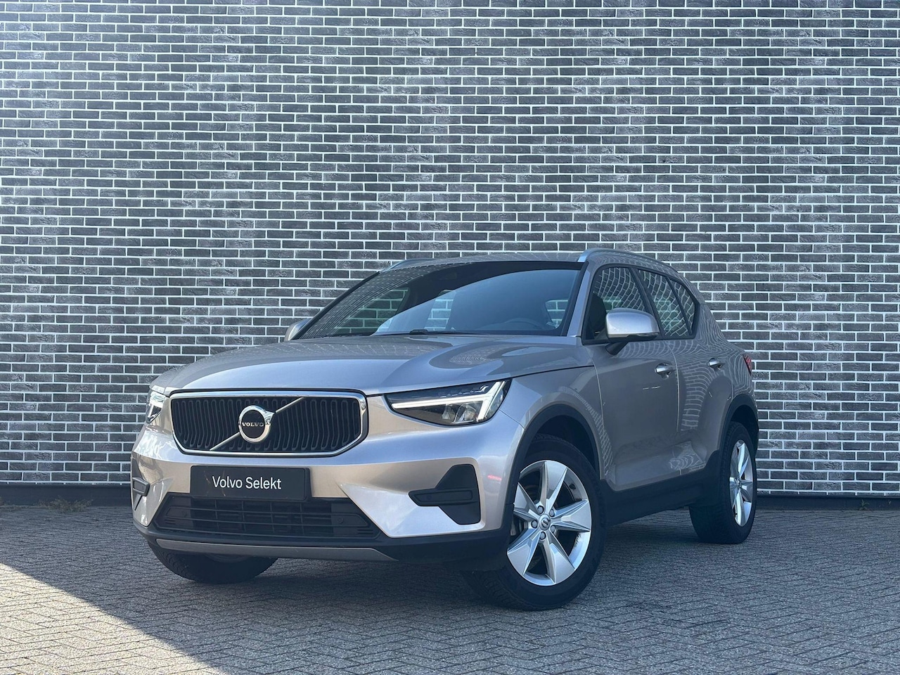 Volvo XC40 - 1.5 T2 Core | Trekhaak | Achteruitrijcamera | Parkeersensoren | Stoelverwarming | Navigati - AutoWereld.nl