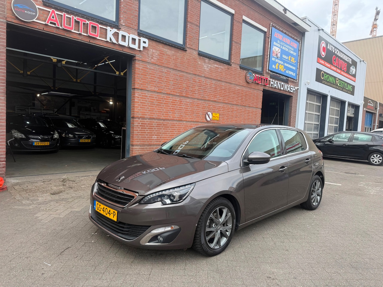 Peugeot 308 - 1.2 PureTech 110pk Allure Navi Clima Cruise NAP - AutoWereld.nl