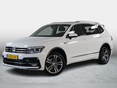 Volkswagen Tiguan Allspace - All-Space 1.5 TSI Highline Business R-Line Nieuwe All-Seasons | Climate | LED | Adaptive C