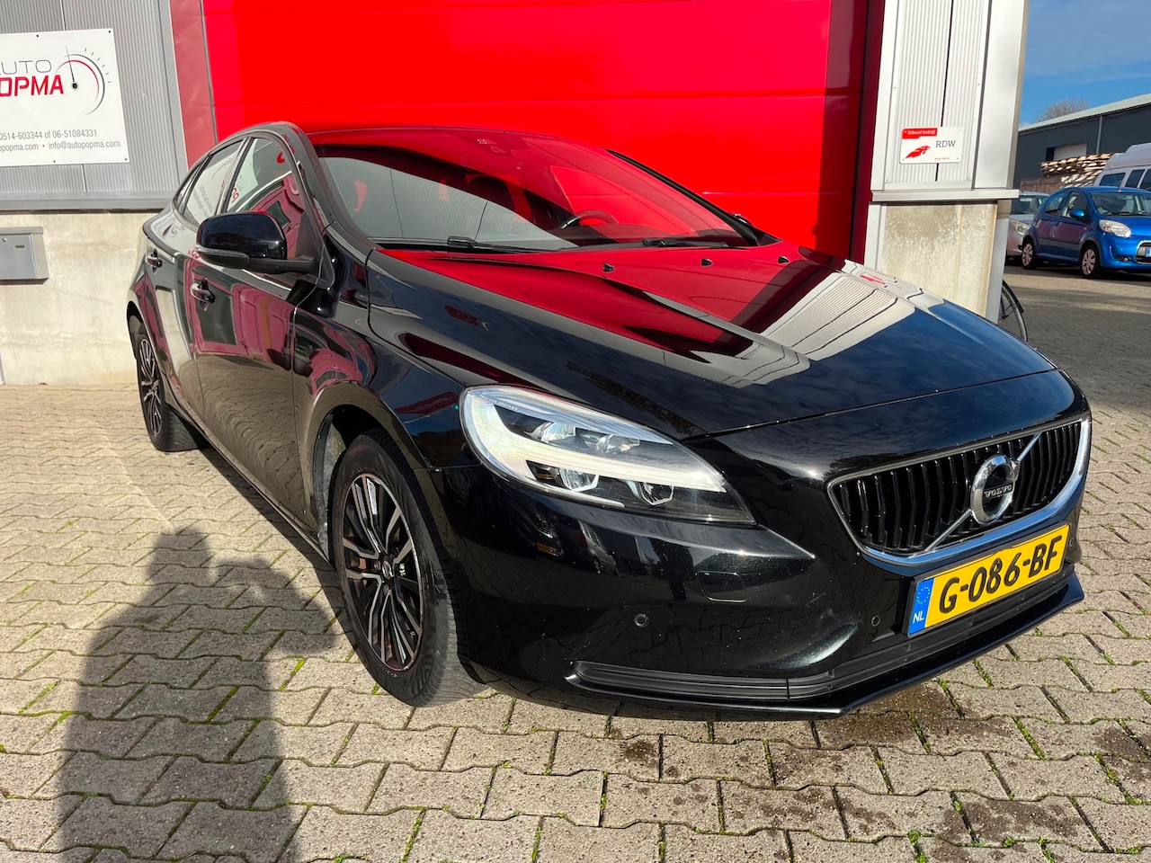 Volvo V40 - 1.5 T2 122pk Momentum Automaat / Business en Parkeerpakket Stoelverw. / Cruise control / 8 - AutoWereld.nl
