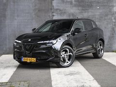 Alfa Romeo Junior - Sport Speciale 1.2 Turbo Hybrid 145pk Automaat PANO | TECHNO-PACK | 18''LM | DODE HOEK | S
