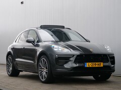 Porsche Macan - 2.9 Turbo 441 Pk Automaat Navi / DAB / Leer / Luchtvering / Pano-dak / Apple Carplay