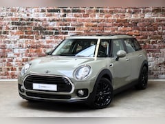 MINI Clubman - Cooper Salt Business Automaat / Navigatiesysteem / Panoramadak / 17 Inch / Apple CarPlay /