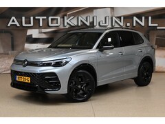 Volkswagen Tiguan - 1.5 eHybrid R-Line Edition | Trekhaak | 360° | IQ. Light | 100% (Dealer) onderhouden label