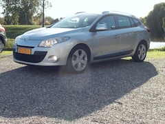 Renault Mégane Estate - 2.0 TCe Dynamique - Airco - Navigatie - 6 Bak