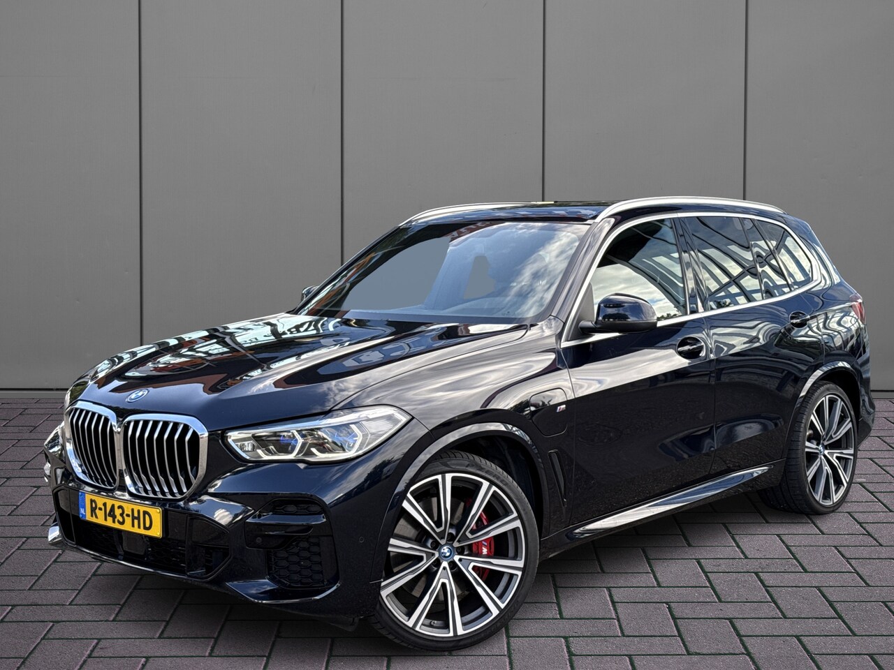 BMW X5 - xDrive45e High Executive M-Sport | Bowers&Wilkins | Pano | Laser | Individual | Trekhaak - AutoWereld.nl