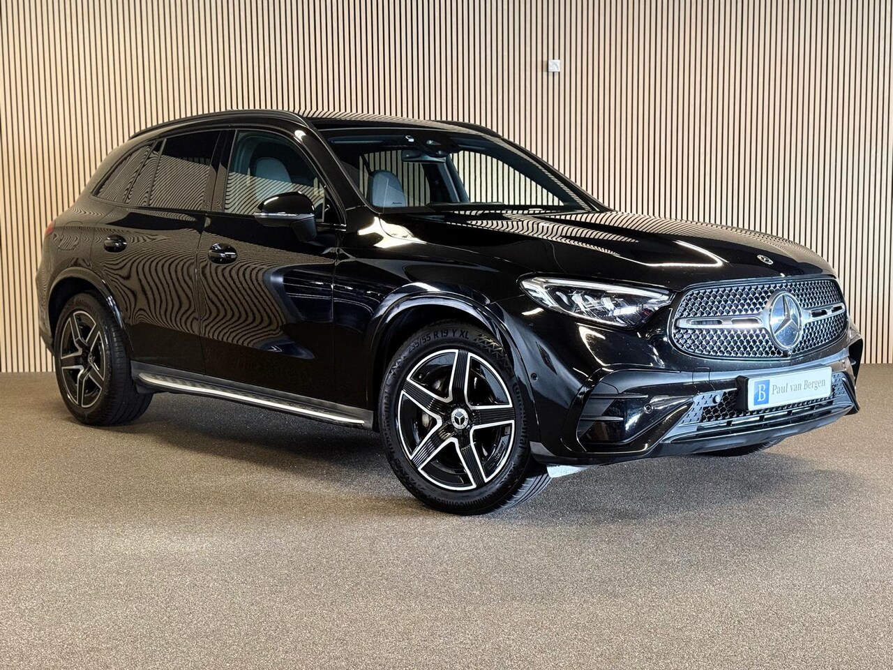 Mercedes-Benz GLC-klasse - 200 4-Matic AMG STYLING-PANORAMADAK-TREKHAAK-CAMERA-APPLE CARPLAY-COMPLEET - AutoWereld.nl