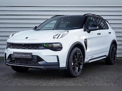 Lynk & Co 01 - 1.5 More Schuif- kanteldak | Stoel- stuurverwarming | 360° Camera | Adaptive Cruise Contro