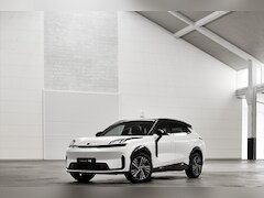 Lynk & Co 08 - 1.5 Business Edition 200KM Elektrisch | Panoramadak | 360° Camera | Elektrische stoelen me