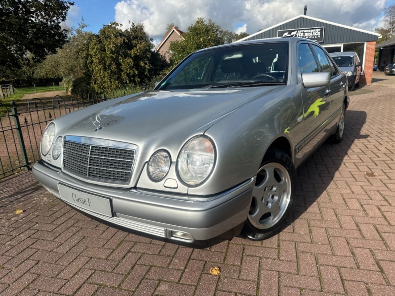 Mercedes-Benz E-klasse - W210-E280* Elegance*93.000KM**Uniek*youngtimer - AutoWereld.nl