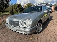 Mercedes-Benz E-klasse - W210-E280* Elegance*93.000KM*Uniek*youngtimer