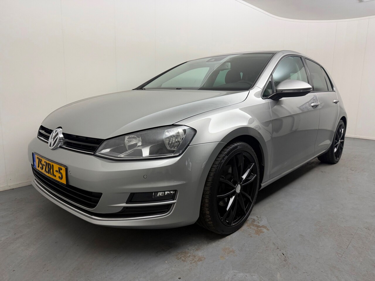 Volkswagen Golf - 1.4 TSI ACT Highline # Automaat # Navi # Clima # 18" # Nap - AutoWereld.nl