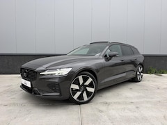 Volvo V60 - 2.0 T8 Hybrid 455pk AWD Plus Dark | Panorama | Harman-Kardon | 360 Camera | Apple Carplay