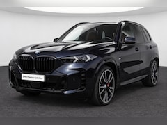 BMW X5 - xDrive50e M Sport Automaat / Panoramadak / Trekhaak / Parking Assistant Professional / Com
