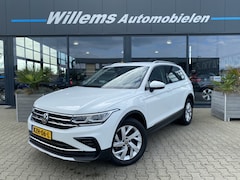 Volkswagen Tiguan - 1.4 TSI eHybrid Business+ Trekhaak Wegklapbaar, Winterpakket & Camera
