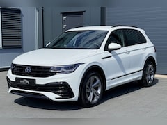 Volkswagen Tiguan - 1.5 TSI 150pk R-Line Business+ BLACK STYLE PACK TREKHAAK 73333KM