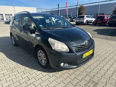 Toyota Verso - 2.0 D-4D Comfort