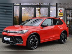 Volkswagen Tiguan - 1.5 eHybrid 272pk R-Line Black Style Pano/Leder/IQ.Light HD/360/Headup/HK/Keyless/ACC/DCC/