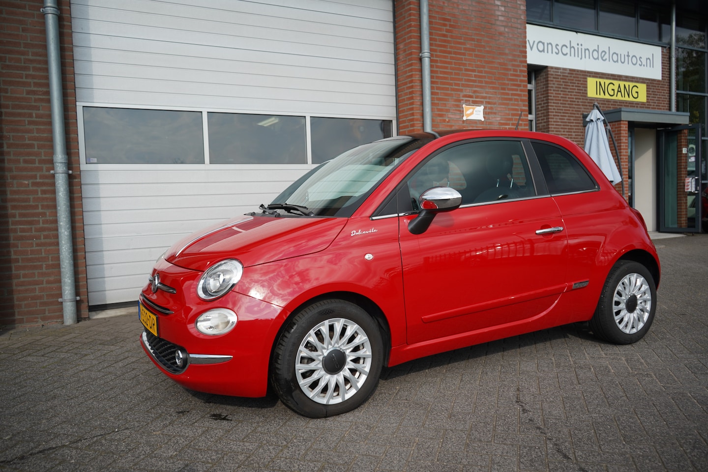 Fiat 500 - 1.0 HYBRID DOLCEVITA SEPT 2021 ORIGINEEL NEDERLANDS PANORAMADAK LEDER ECC AIRCO CRUISECONT - AutoWereld.nl
