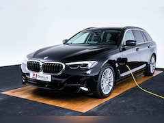 BMW 5-serie Touring - 530e Driving Assistant Professional - Hifi - Parking Assistant - Getinte Ruiten - Sportsto