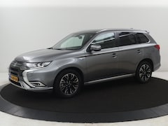 Mitsubishi Outlander - 2.4 PHEV Pure+ | SOH 71, 8% | Leder | Trekhaak | Cruise control | Stuur/stoelverwarming |
