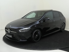Mercedes-Benz B-klasse - 200 AMG Line Premium Plus /Panoramadak /Memory /360 Camera /19 Inch /Elek. Trekhaak