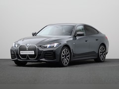 BMW i4 - eDrive40 84 kWh | M-Sport | Comfort Access | Live Cockpit Professional | Driving Assistant