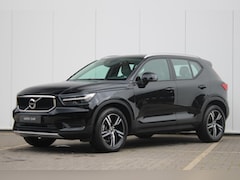 Volvo XC40 - T3 Automaat Momentum Pro | Achteruitrijcamera | Semi elektrische trekhaak | Apple Carplay/