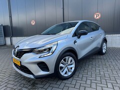 Renault Captur - 1.6 E-Tech plug-in hybrid 160 techno / navi / camera / cruise / climate
