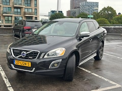 Volvo XC60 - 2.4 D5 AWD R-Design Bomvol Adaptief Cruise Pano Trekhaak Leer Memory