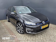 Volkswagen Golf - 1.4 TSI GTE SOH 83% Trekhaak / Navi / Clima / Cruise / Carplay / PDC