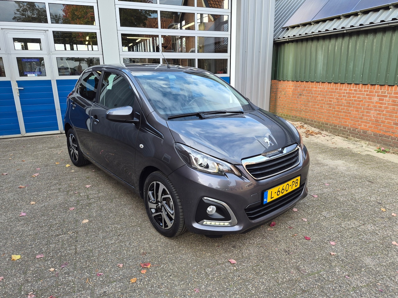 Peugeot 108 - 1.0 e-VTi Allure 1.0 e-VTi Allure - AutoWereld.nl