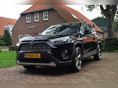 Toyota RAV4 - 2.5 Hybrid Dynamic Aut. | Full Led | Orig. NL | Trekhaak | Camera | Navigatie | Rijbaanbeg