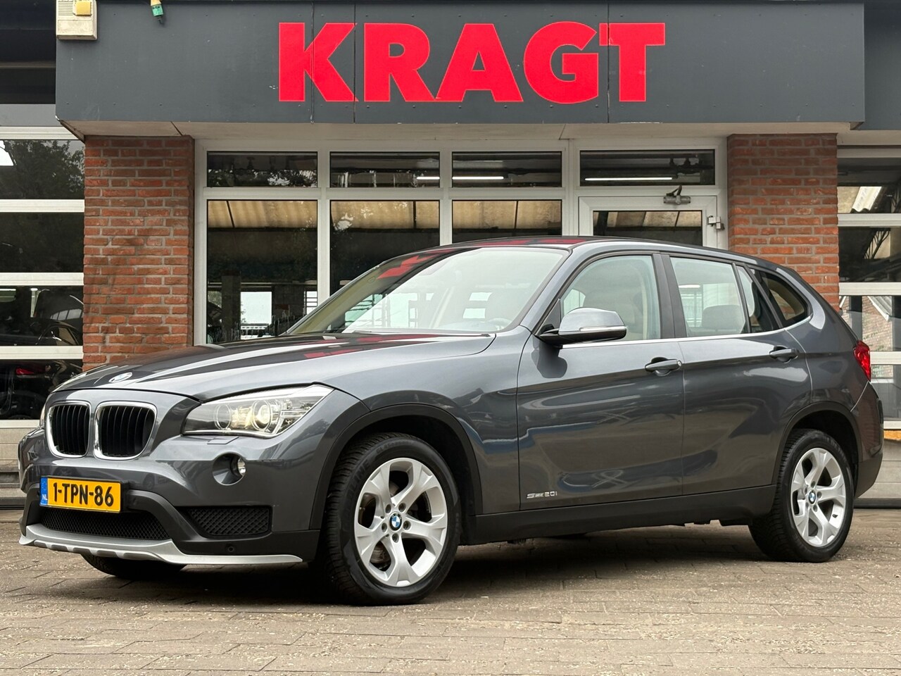 BMW X1 - Executive sDrive20i 184 pk - AUTOMAAT - Leder - - AutoWereld.nl