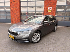 Skoda Octavia Combi - 1.0 e-TSI DSG Business Edition | Trekhaak | Apple Carplay
