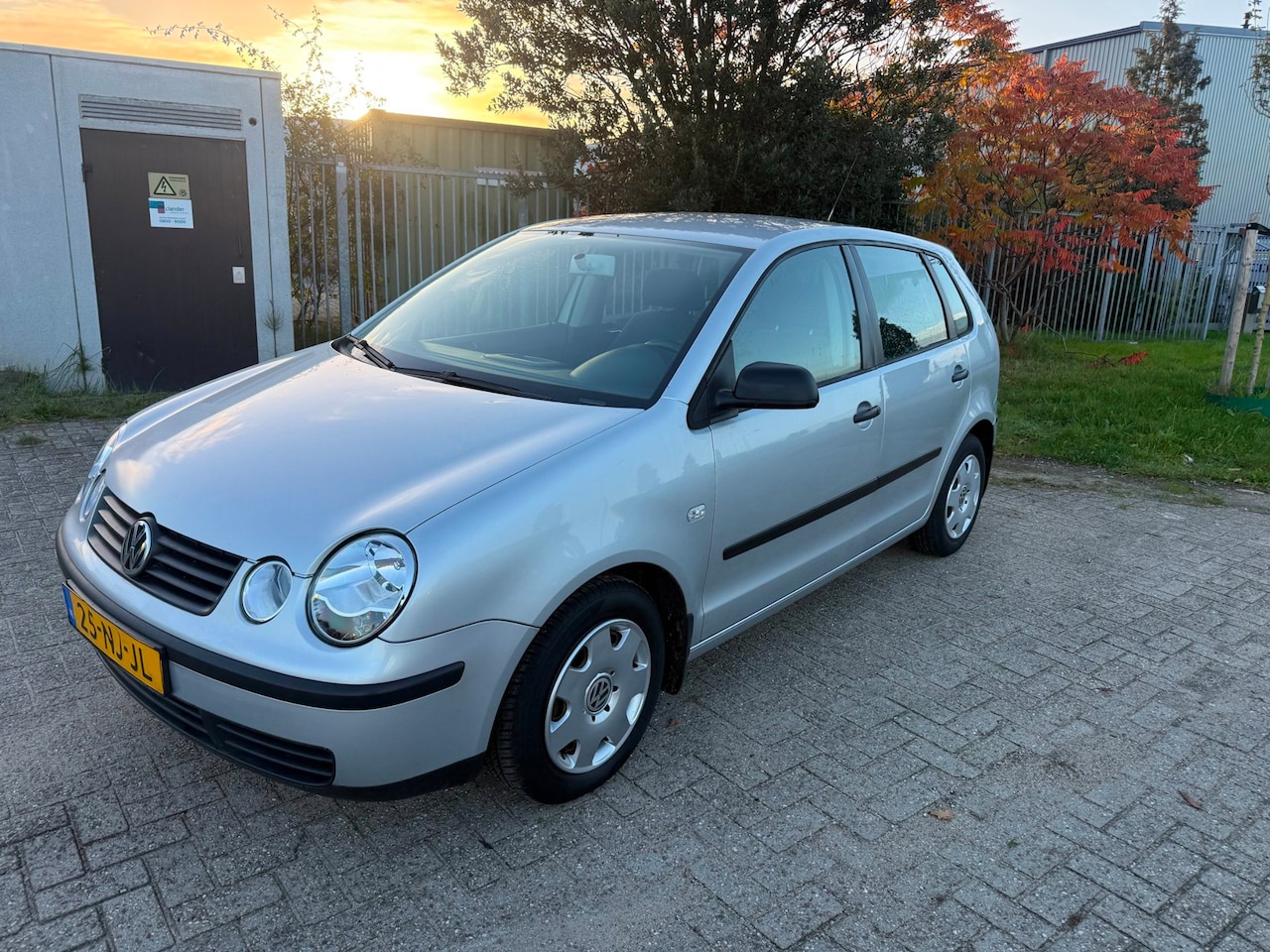 Volkswagen Polo - 1.4-16V 5Deurs, Airco 107.854km NAP, APK 05-2027 - AutoWereld.nl