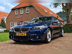 BMW 5-serie Touring - 520i High Executive | M-Pakket | Handgeschakeld | Panorama | Harman-Kardon | Dodehoekbewak