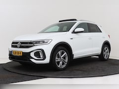Volkswagen T-Roc - 1.5 TSI R-Line | Trekhaak | Panoramadak | Digital Cockpit | CarPlay | Camera | Stoelverwar
