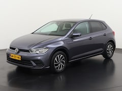 Volkswagen Polo - 1.0 TSI Life | Navigatie | Stoelverwarming | Zondag Open