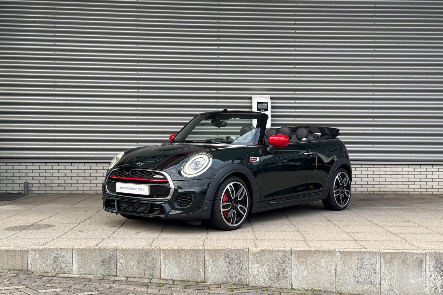 MINI Cabrio - 2.0 John Cooper Works Chili - AutoWereld.nl