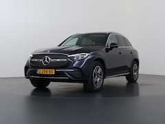 Mercedes-Benz GLC-klasse - 300e 4MATIC AMG Line | Panoramadak | Memory | Getint glas | Sfeerverlichting | Winter pakk